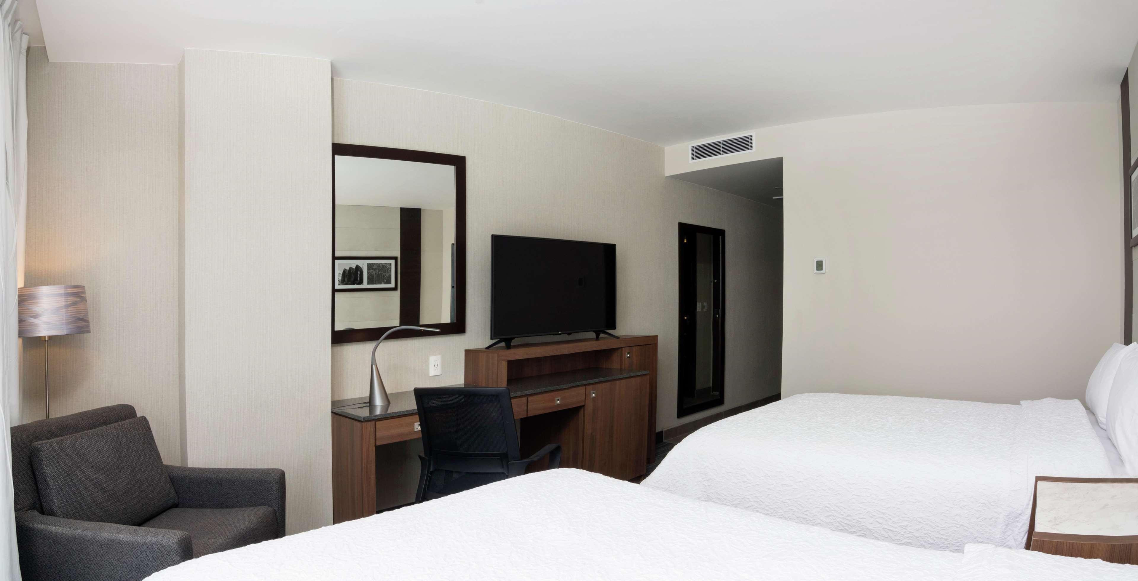 Hampton Inn And Suites San Luis Potosi Slp מראה חיצוני תמונה