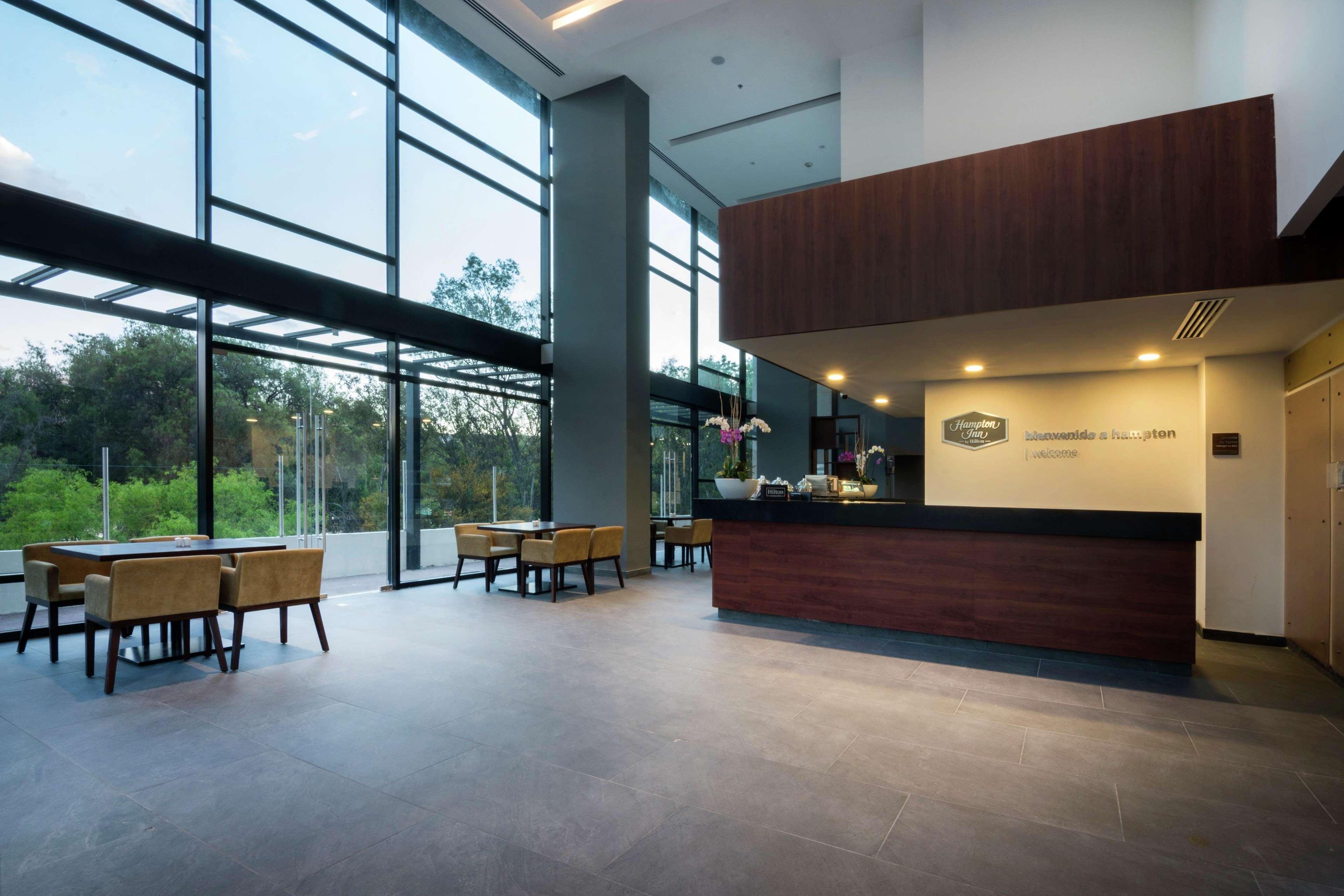 Hampton Inn And Suites San Luis Potosi Slp מראה חיצוני תמונה